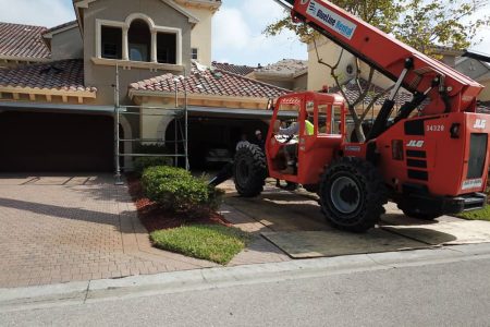 Roofing Maintenance Service